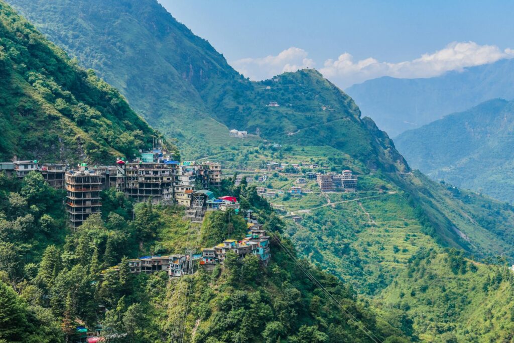 beautiful view of buildings in rishikesh